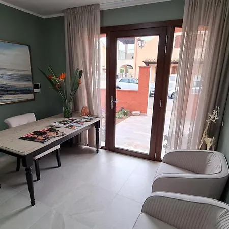 Le Anfore Di Nora Domo بولا