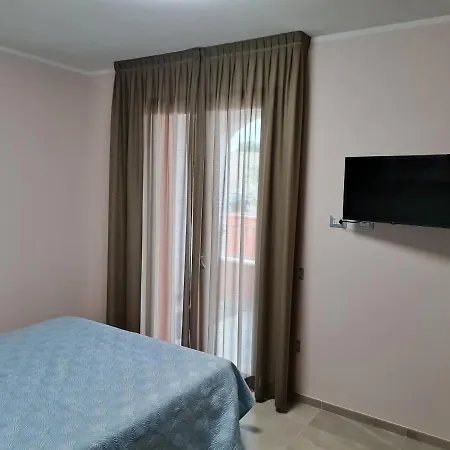 Le Anfore Di Nora Domo بيت ضيافة بولا