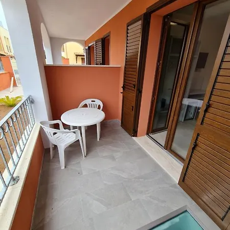 Le Anfore Di Nora Domo