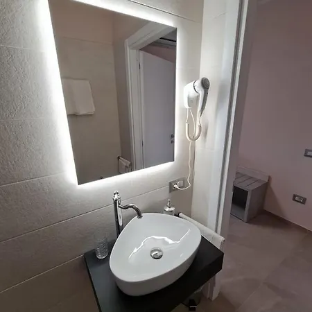 Le Anfore Di Nora Domo 4*