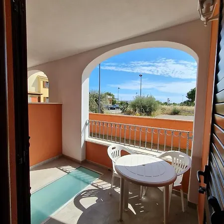 Le Anfore Di Nora Domo