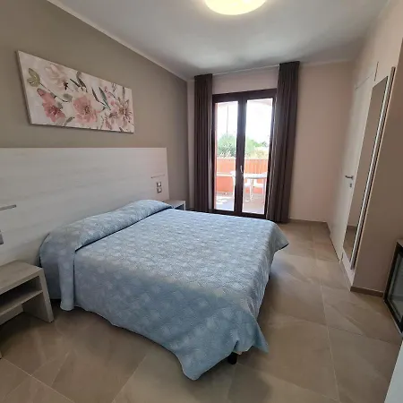 Le Anfore Di Nora Domo بيت ضيافة 4*